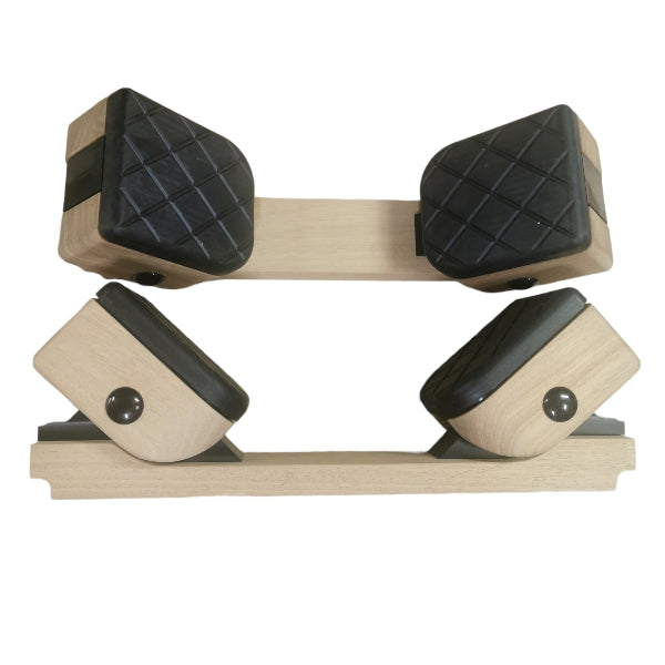 UNIVERSAL CHOCKS FOR TENDER