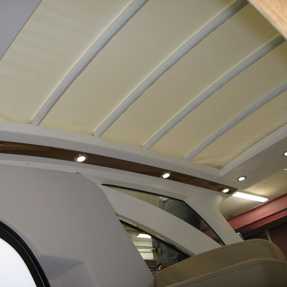 NordWest 370 ST SLIDING ROOF TOP WHITE (090119)